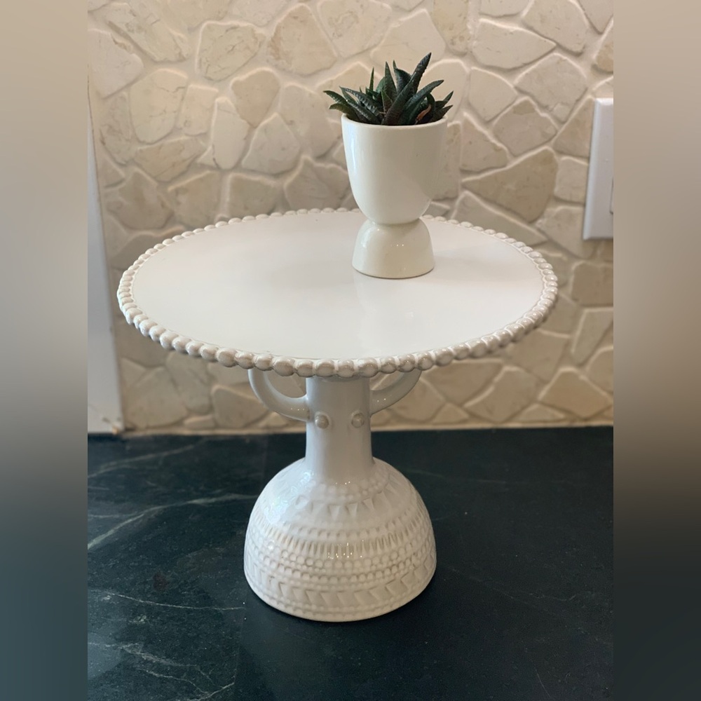 ANTHROPOLOGIE | Atelier Stella Statuette Pedestal Cake Stand